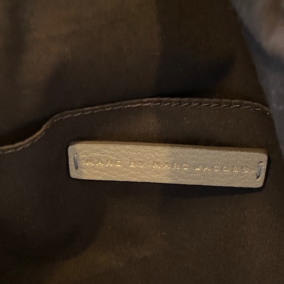 Marc Jacobs Natasha Crossbody - Picture 9 of 11